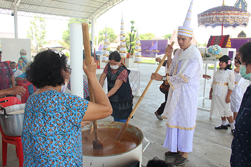 AGE ร่วมสืบสานประเพณีกวนข้าวทิพย์ 2566 สืบสานประเพณีไทยโบราณ